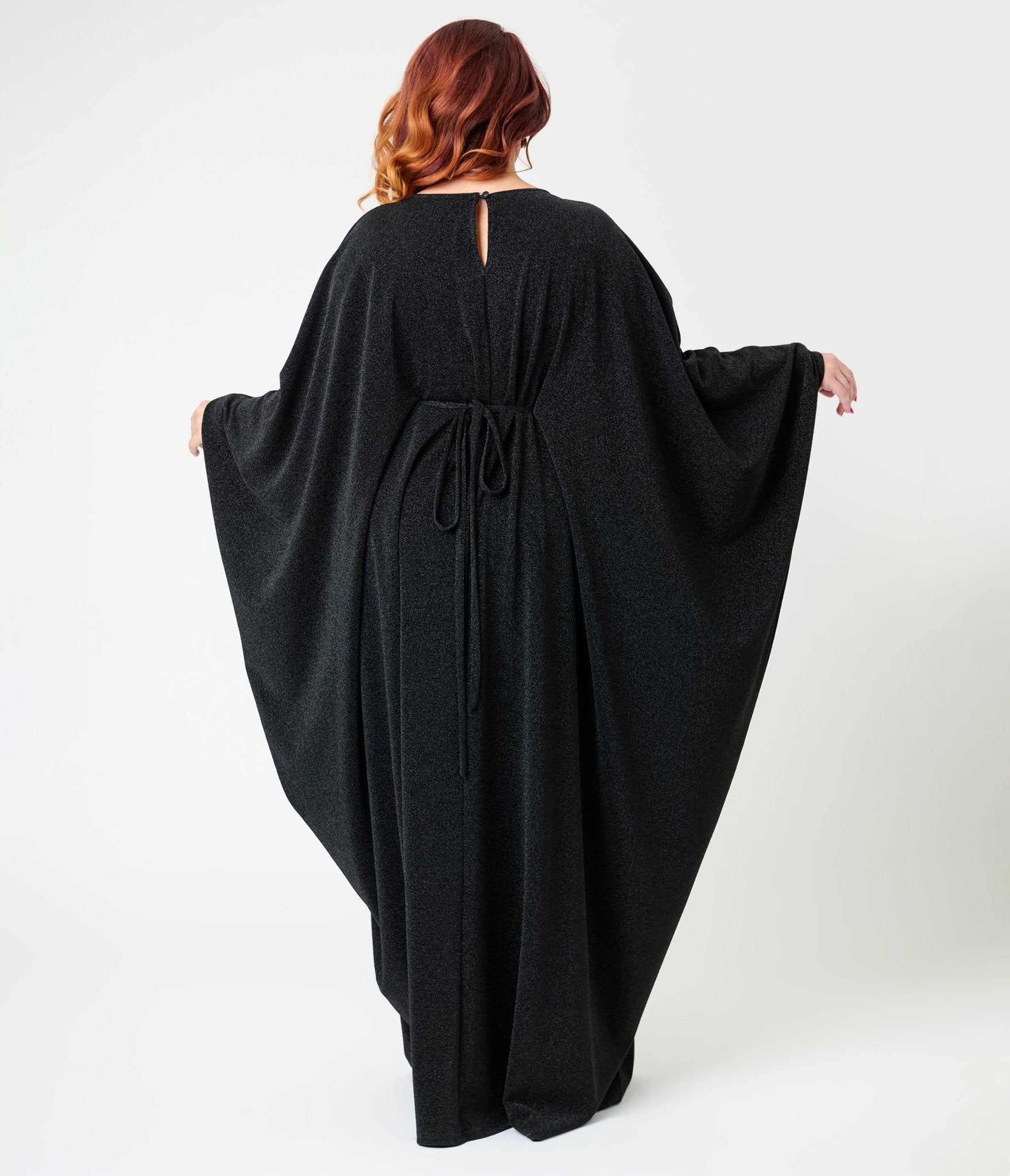 smak-parlour-black-batwing-caftan-6638754.jpg