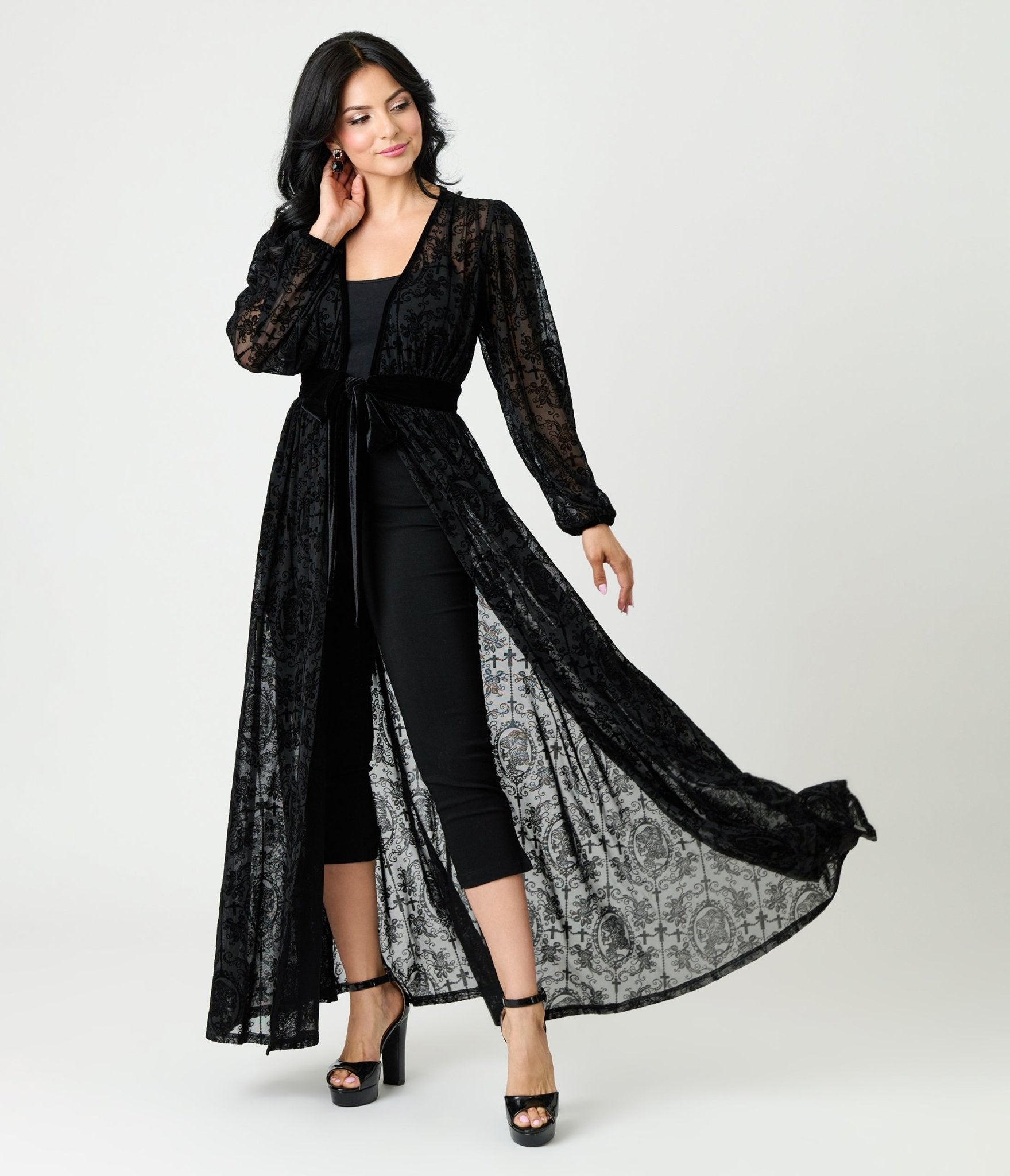 unique-vintage-black-flocked-la-caterina-hollywood-duster-3552467.jpg