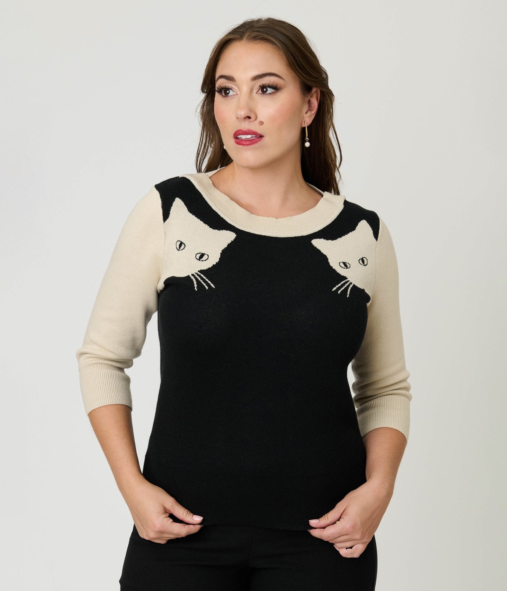 unique-vintage-black-white-cat-sleeve-minou-sweater-5557826.jpg