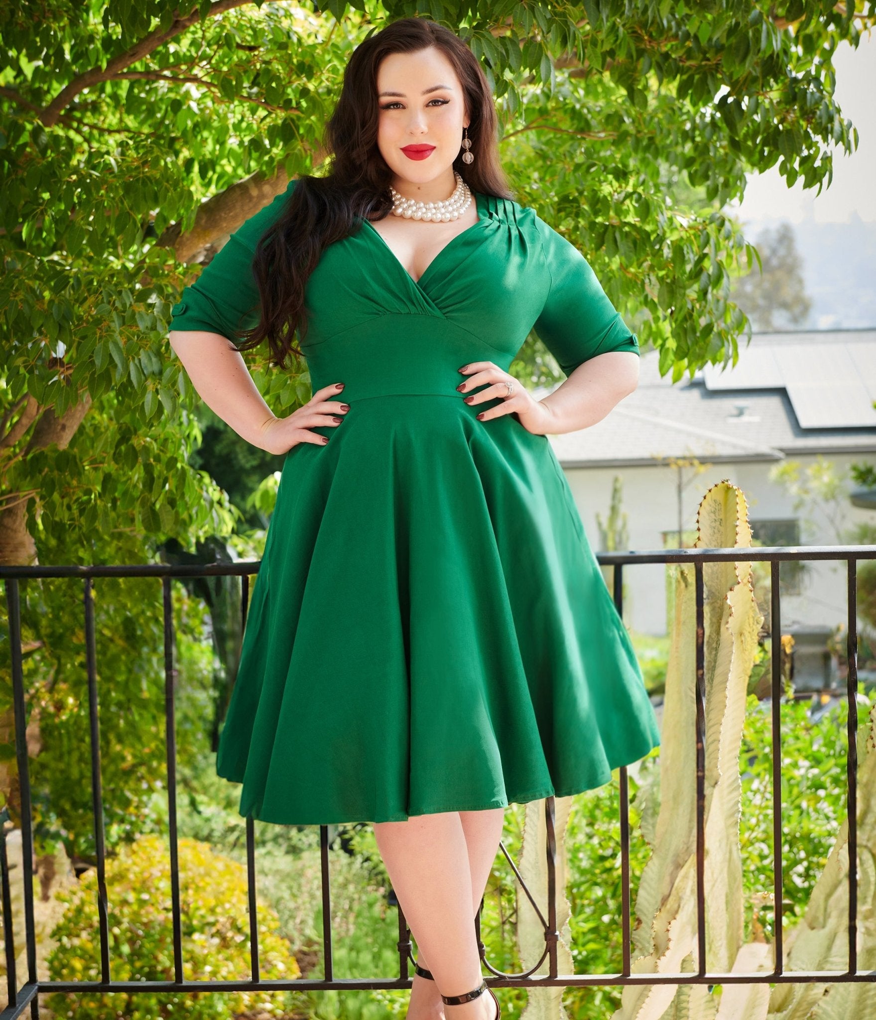 unique-vintage-plus-size-emerald-green-delores-swing-dress-with-sleeves-454319.jpg
